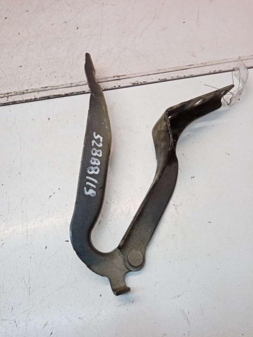 петля капота левая Peugeot 308 T7 2007, 1.6 л., дизель, МКПП, 9656739680, 9656739680G - фото №1