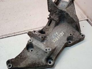 кронштейн генератора Renault Laguna 2 поколение 2004, 1.8 л., бензин, МКПП, хетчбэк 5 дв., 8200183234
