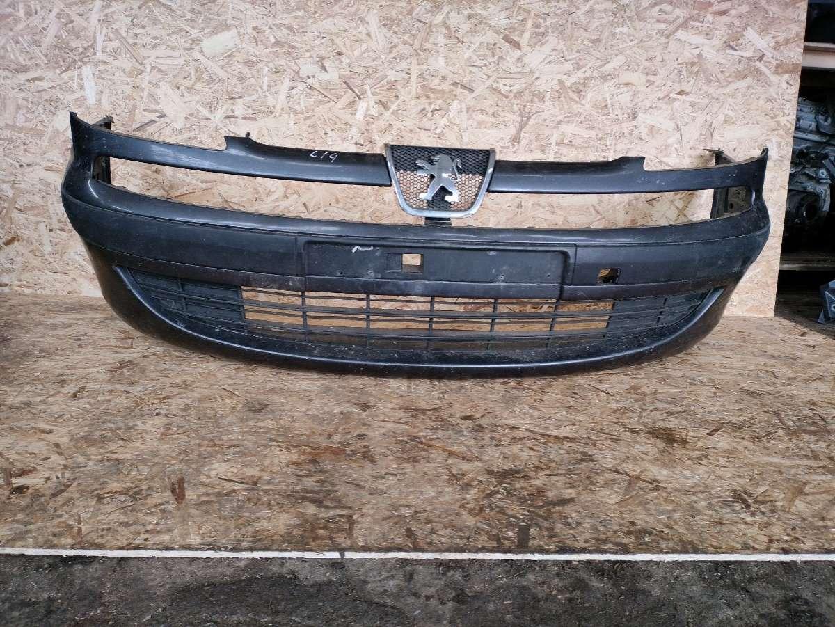 бампер передний Peugeot 807 1 поколение 2006, 2.0 л., RHM (DW10ATED4), дизель, АКПП, минивэн - фото №1