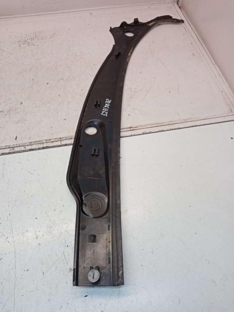 дождевик Peugeot 206 1 поколение 2001, 9630607577 - фото №1