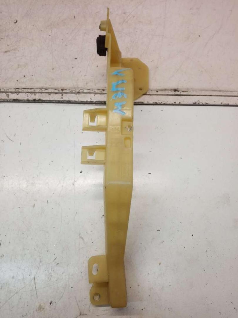 кронштейн (крепление) Peugeot 308 T7 2007, 1.6 л., дизель, МКПП, 9660551580, X388898, 1006501 - фото №1