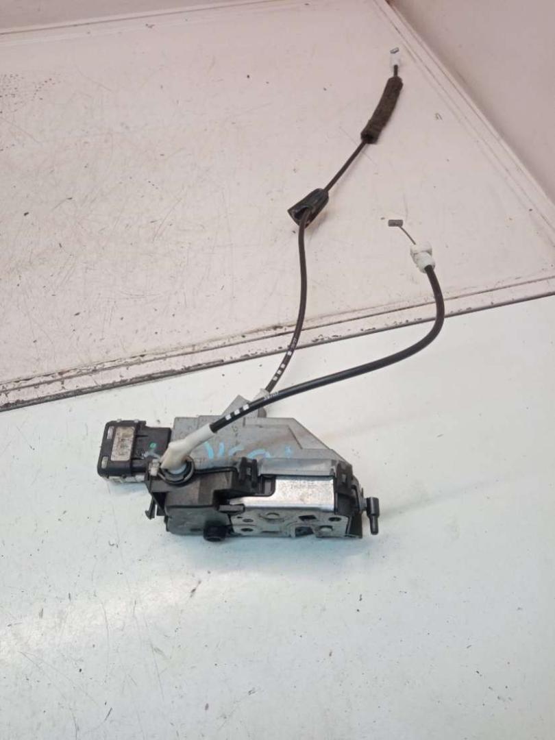 замок двери задней левой Peugeot 308 T7 2007, 1.6 л., дизель, МКПП, PSA567165, ARMA01520, A01520 - фото №1