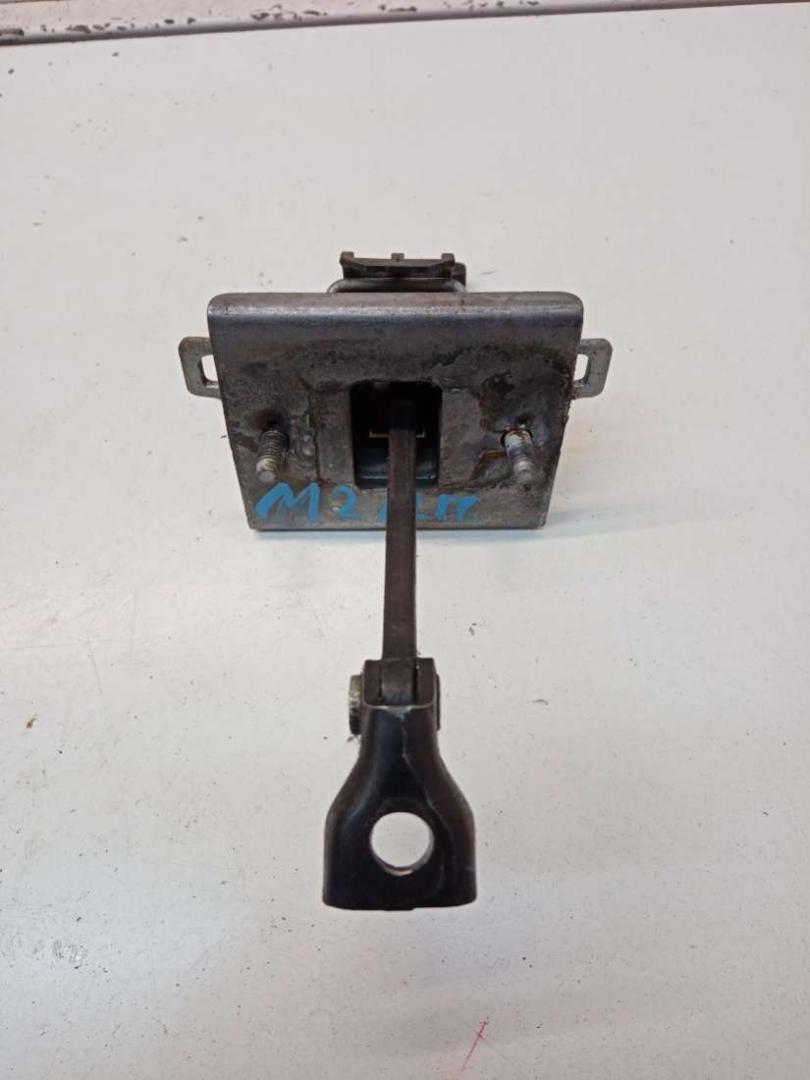 ограничитель открывания двери Peugeot 308 T7 2008, 1.4 л., EP3, бензин, МКПП - фото №1