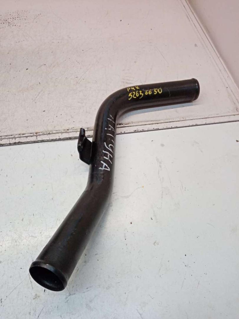 патрубок интеркулера Renault Laguna 2 поколение 2001 - фото №1