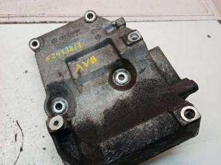 кронштейн компрессора кондиционера Volkswagen Passat B5 2001, 1.9 л., TDi, дизель, МКПП, 038260885C, 038260885B