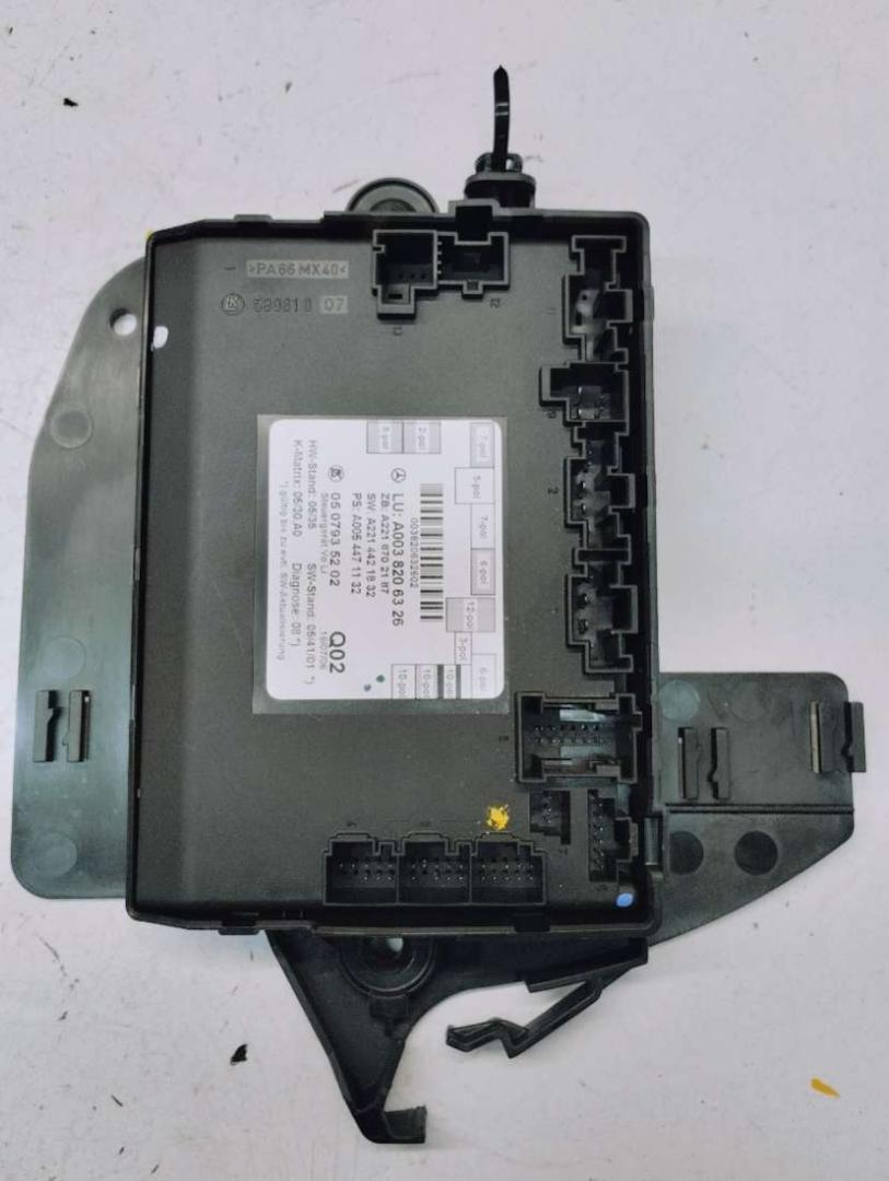 модуль управления двери Mercedes-Benz S W221 5 поколение (2005-2009) 2006, 3.0 л., дизель, АКПП, A2215456940, A0038206326, 58061007, A2218702187, A2214421832, A0054471132, 0507935202 - фото №1