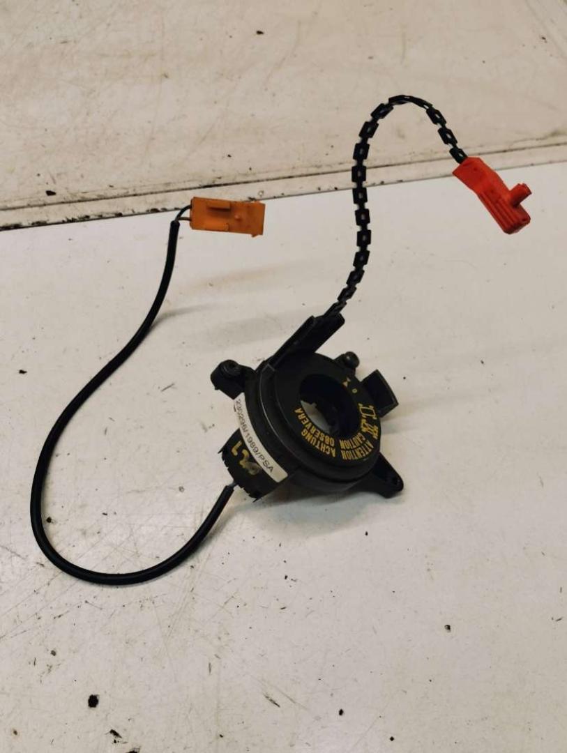 шлейф руля Peugeot 406 1 поколение 1998, 1.8 л., LFY, бензин, МКПП, седан, 9627226880, 24375000 - фото №1