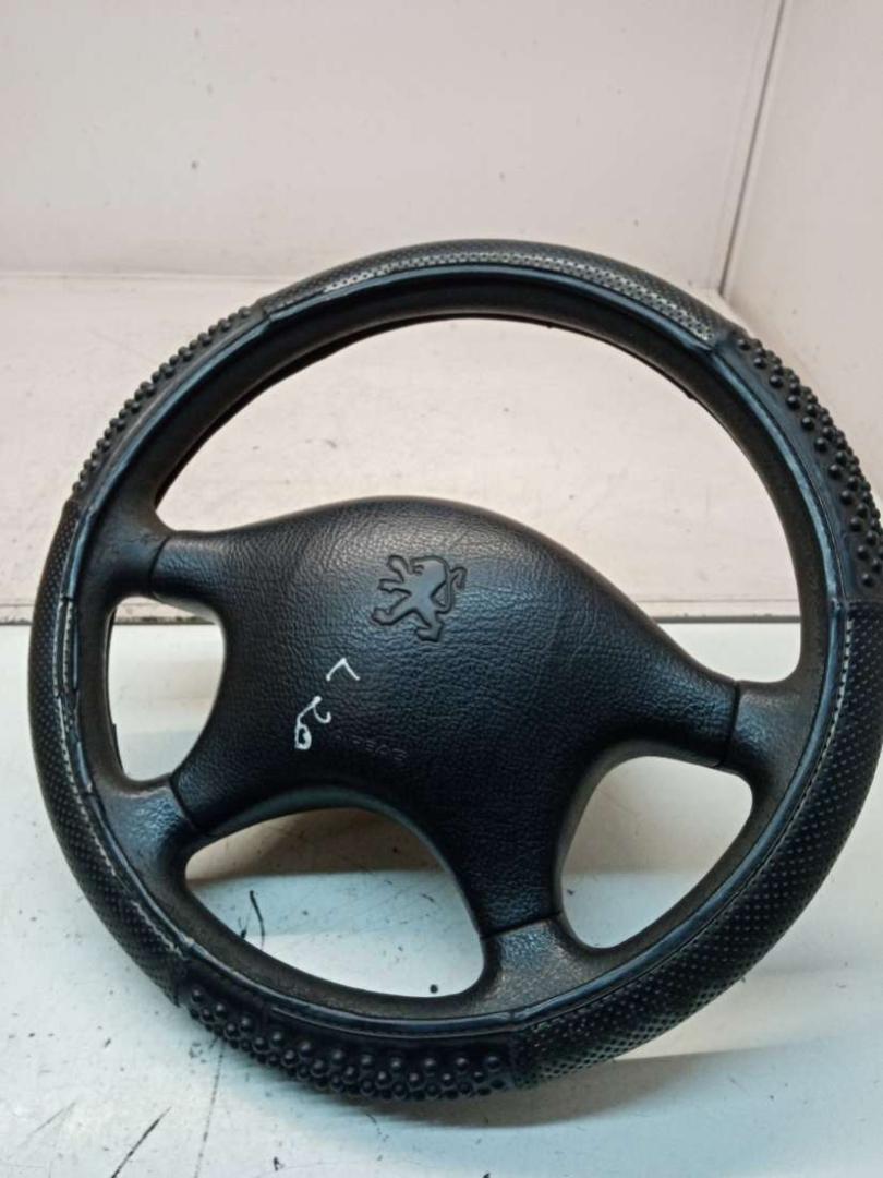 руль Peugeot 406 1 поколение 1998, 1.8 л., LFY, бензин, МКПП, седан - фото №1