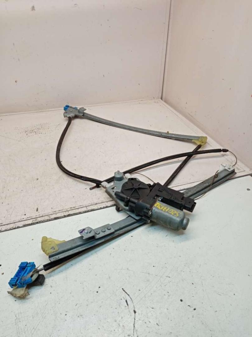 стеклоподъемник передний правый Renault Laguna 2 поколение 2004, 1.8 л., бензин, МКПП, хетчбэк 5 дв., 01311481074AVD, 400463N - фото №1