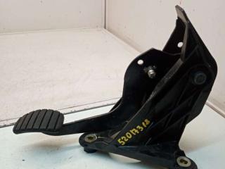 педаль сцепления Renault Laguna 2 поколение 2004, 1.8 л., бензин, МКПП, хетчбэк 5 дв., 8200002856