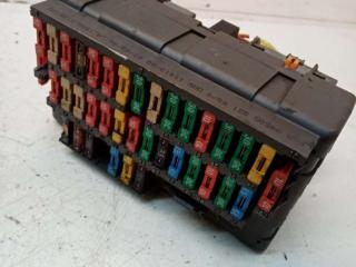 блок предохранителей Peugeot 406 1 поколение 1998, 1.8 л., LFY, бензин, МКПП, седан, 9450582180, A15465125130