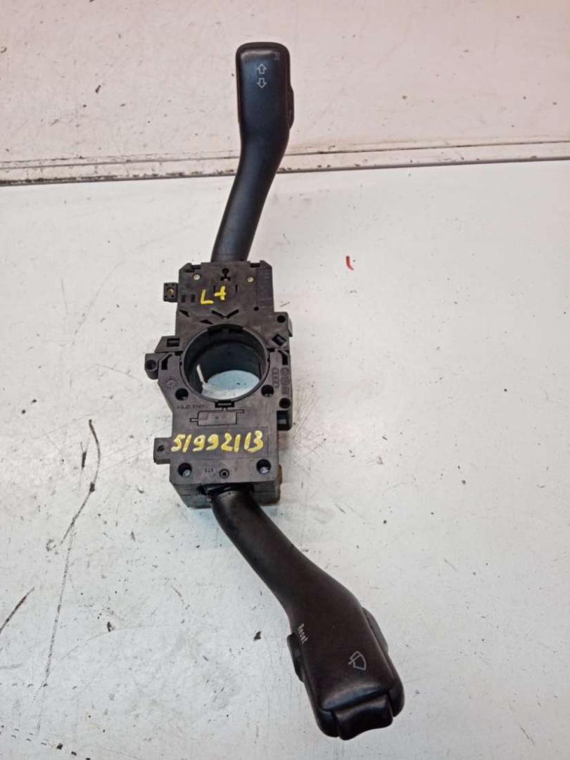 переключатель подрулевой (стрекоза) Volkswagen Golf 4 поколение 2001, 8L0953513, 241494 - фото №1