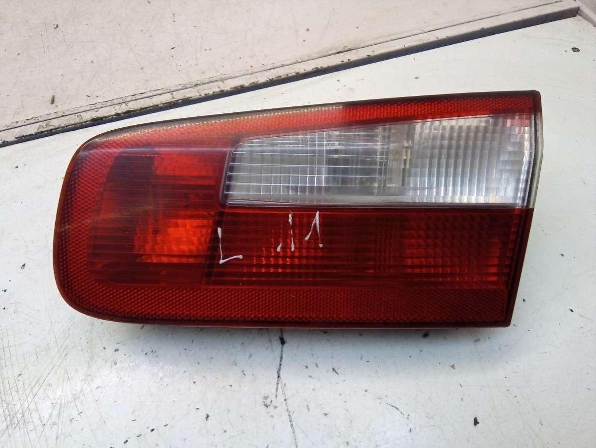 фонарь крышки багажника правый Renault Laguna 2 поколение 2004, 1.8 л., бензин, МКПП, хетчбэк 5 дв. - фото №1