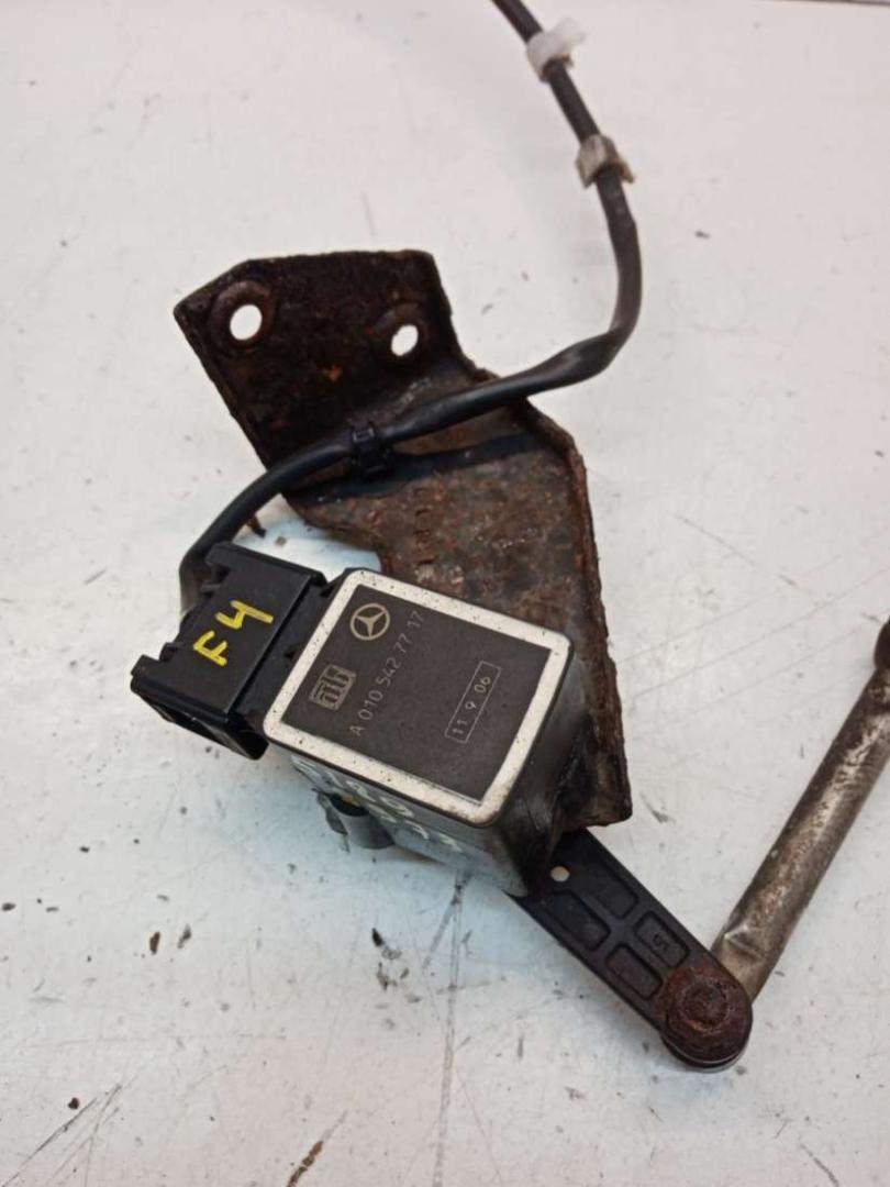 датчик дорожного просвета Mercedes-Benz S W221 5 поколение (2005-2009) 2006, 3.0 л., дизель, АКПП, A0105427717, A1643280240, A2213270240, A2213270140, A2513201032 - фото №1