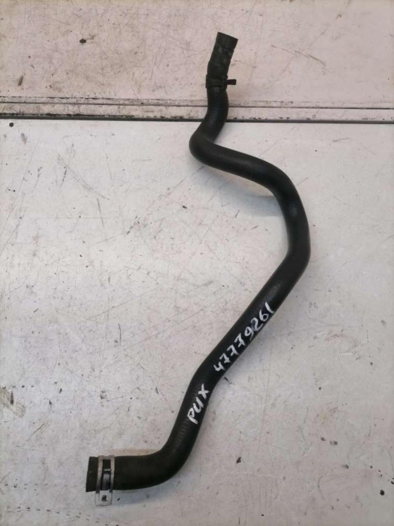 патрубок (трубопровод, шланг) Peugeot 307 1 поколение 2001 - фото №1