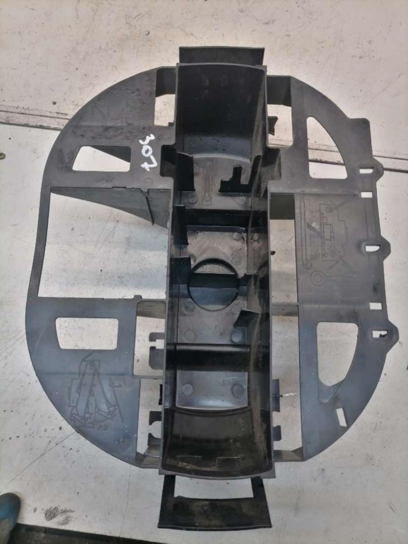 ящик под инструменты Peugeot 307 1 поколение 2001, 9640285180 - фото №1