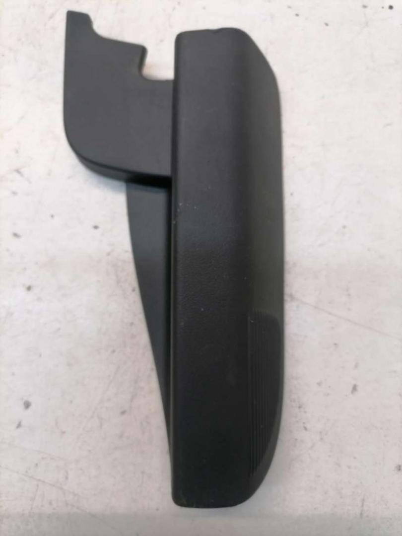 пластик Peugeot 308 T7 2010, 1.6 л., EP6, бензин, МКПП, синий, хетчбэк 5 дв., 5239715 - фото №1