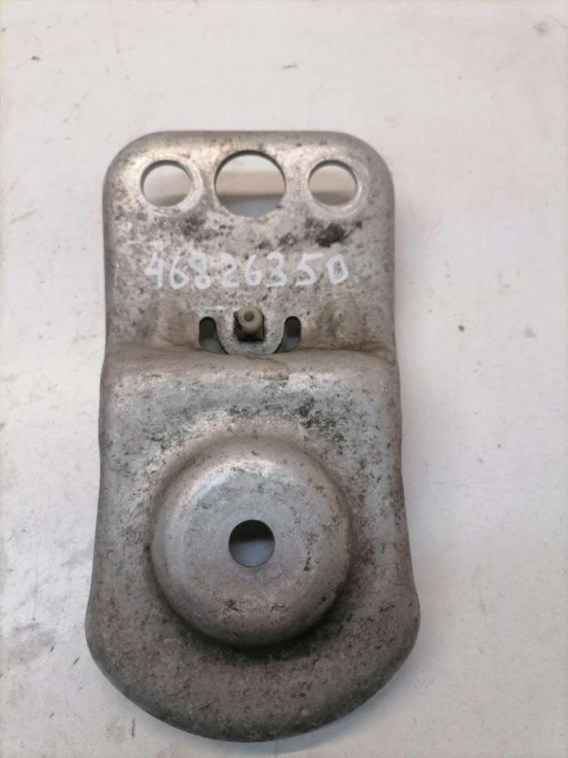 Реактивная тяга задней подвески BMW 3 серия F30/F31/F34 2011, 6876805-02 - фото №1