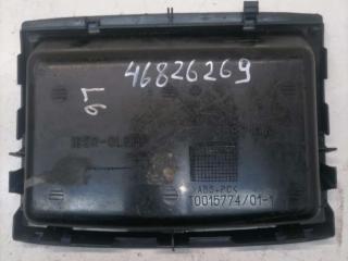 пластик Volkswagen Polo 4 поколение 2002, 1.2 л., бензин, МКПП, 600858719A, T0015774, 01.1