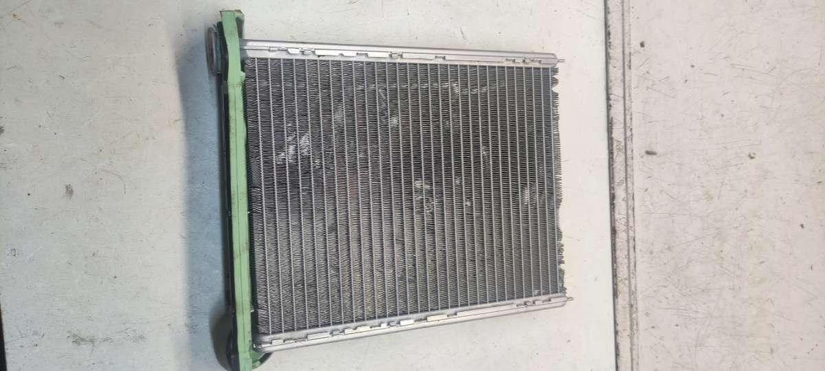 радиатор отопителя (печки) Peugeot 308 T7 2008, 1.4 л., EP3, бензин, МКПП, 6448S4, 6448V6, DS1320 - фото №1