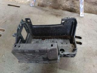 полка аккумулятора Renault Laguna 3 поколение 2009, 2.0 л., дизель, МКПП, хетчбэк 5 дв.