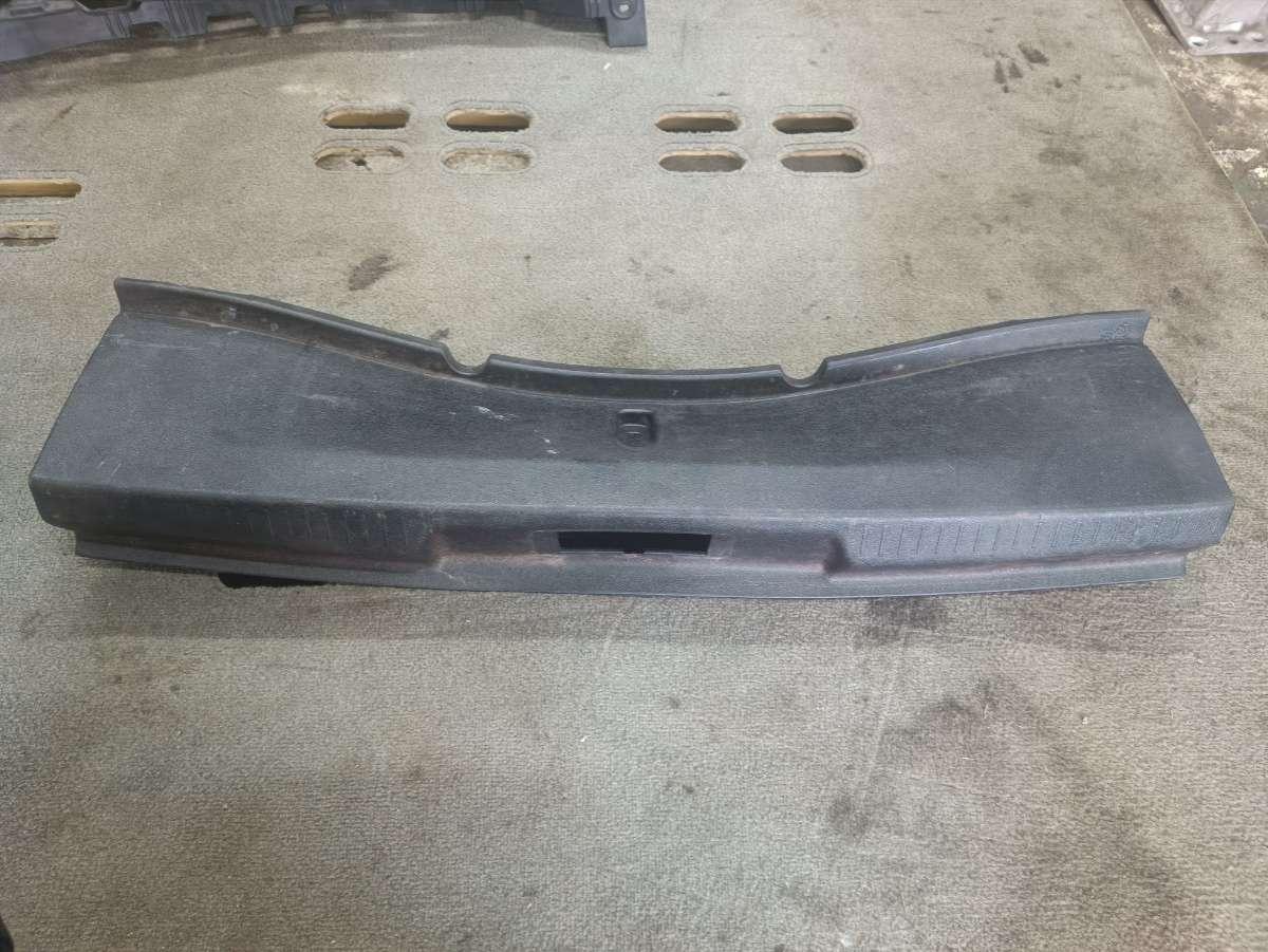 обшивка багажника Renault Laguna 3 поколение 2009, 2.0 л., дизель, МКПП, хетчбэк 5 дв., 849200001R - фото №1