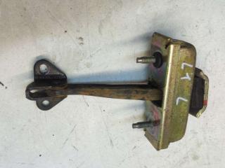 ограничитель открывания двери Chrysler Grand Voyager 4 поколение 2004, 2.5 л., дизель, МКПП, минивэн