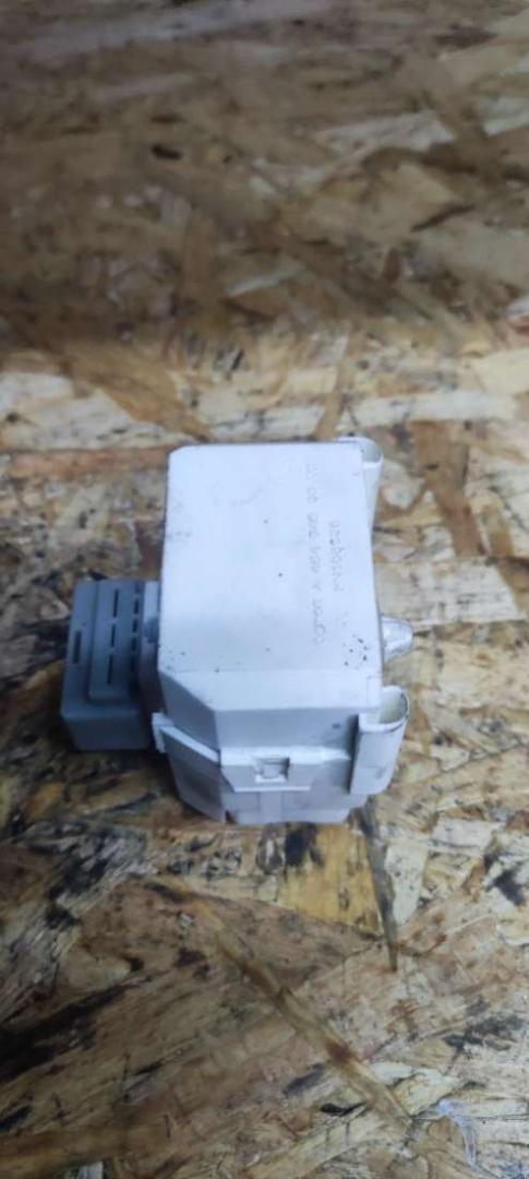 реле (прочие) Smart Forfour 1 поколение 2005, 1.5 л., дизель, МКПП, MN108928 - фото №1