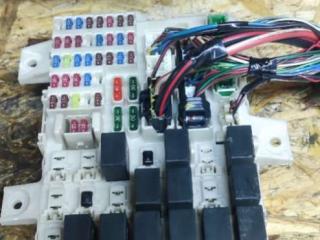 блок предохранителей Smart Forfour 1 поколение 2005, 1.5 л., дизель, МКПП, MN902789, A4548203726