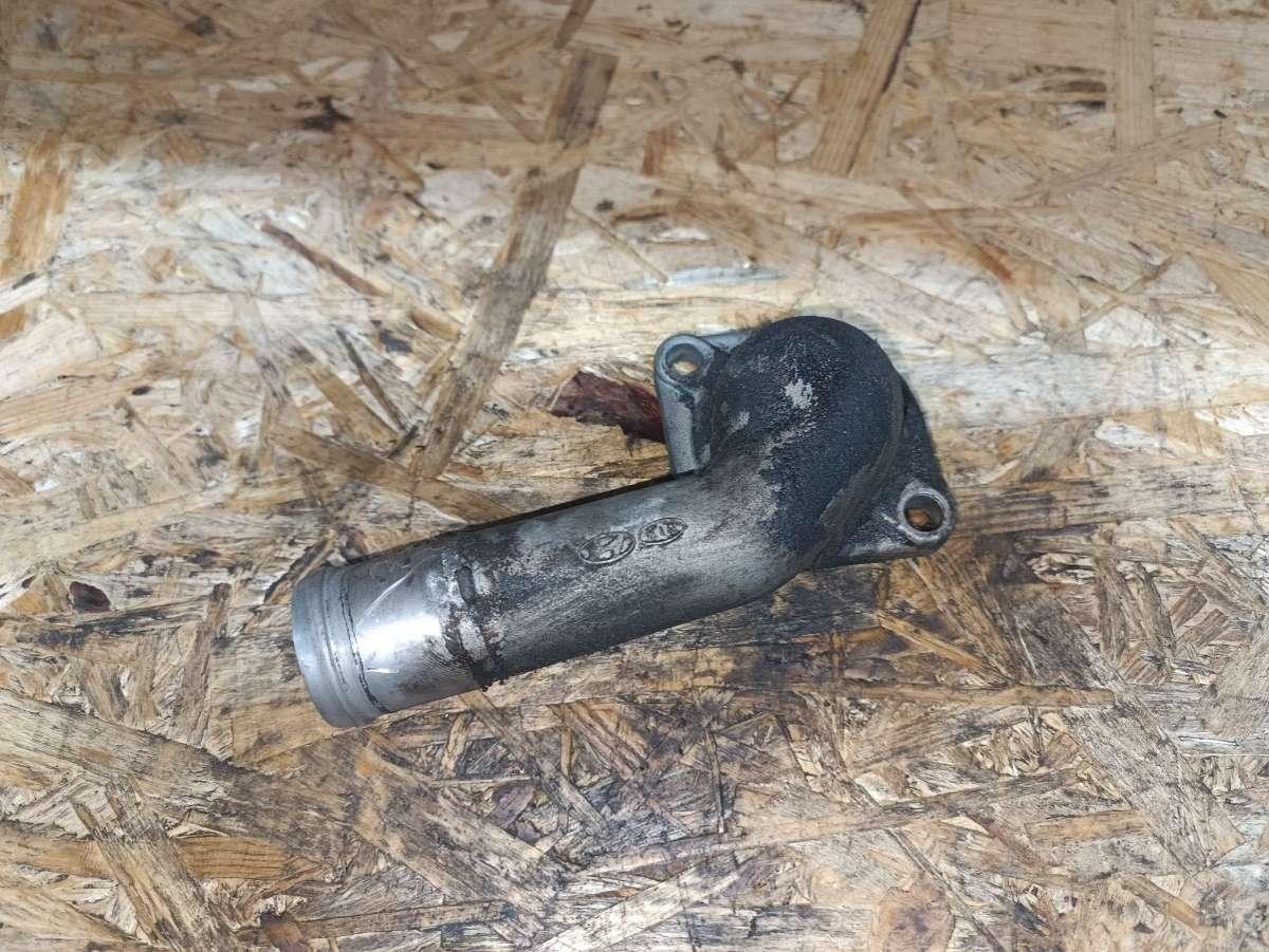 корпус термостата Hyundai Coupe GK 2002, 2.0 л., бензин, МКПП, купе - фото №1