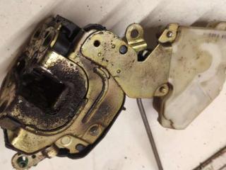 замок двери передней правой Nissan Almera N16 2002, 1.5 л., бензин, МКПП, седан, 8055261U66