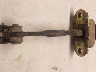 ограничитель открывания двери Nissan Almera N16 2002, 1.5 л., бензин, МКПП, седан