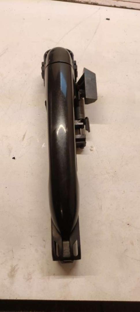 ручка наружная Nissan Primera P12 2005, 1.9 л., дизель, МКПП, черный, универсал, 80610AV600 - фото №1