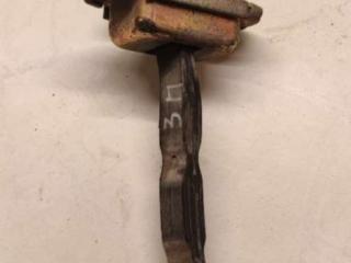 ограничитель открывания двери Nissan Primera P12 2005, 1.9 л., дизель, МКПП, черный, универсал