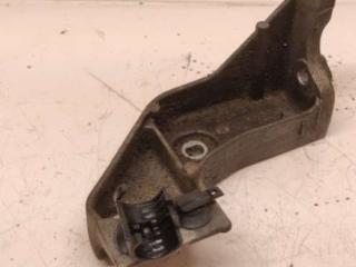 кронштейн двигателя Renault Laguna 3 поколение 2009, 2.0 л., дизель, МКПП, хетчбэк 5 дв., 8200134981