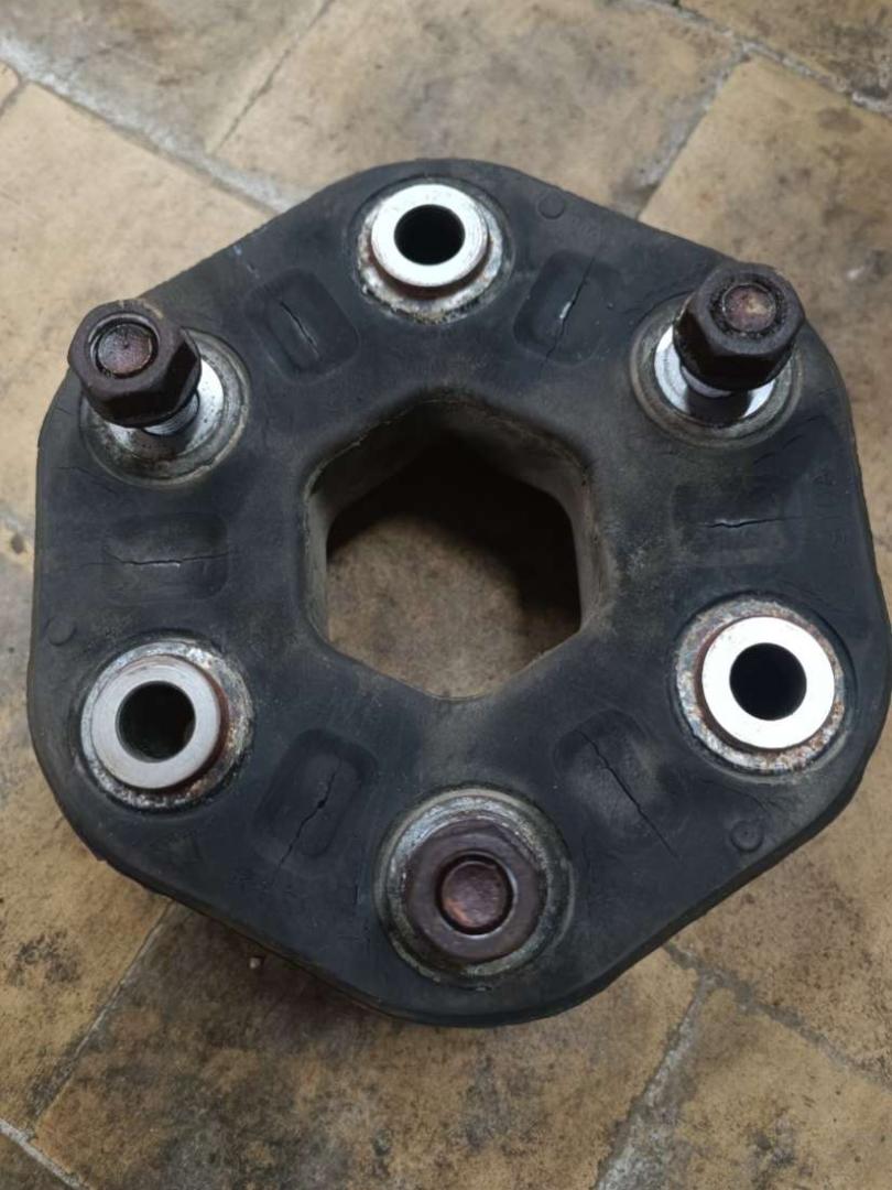 муфта кардана Lexus IS 2 поколение (XE20) 2007, 2.2 л., дизель, МКПП - фото №1