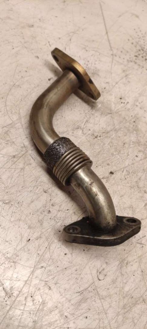 трубка системы рециркуляции EGR Audi A6 4B/C5 2000, 1.9 л., TDi, дизель, 38131521 - фото №1