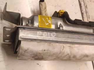 подушка безопасности пассажира Volkswagen Polo 4 поколение 2002, 1.2 л., бензин, МКПП, 30348707A, 30335596