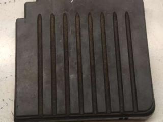 крышка блока предохранителей Peugeot 406 1 поколение [рестайлинг] 2000, 2.0 л., дизель, МКПП, седан, 9629573880