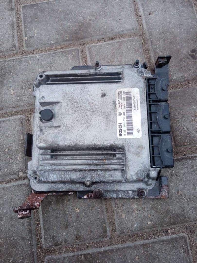 блок управления двигателем Renault Laguna 3 поколение 2009, 2.0 л., дизель, МКПП, хетчбэк 5 дв., 281014354 - фото №1