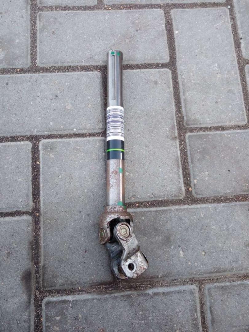 рулевой карданчик Peugeot 308 T7 2010, 1.6 л., EP6, бензин, МКПП, синий, хетчбэк 5 дв., 120590A2100831840 - фото №1