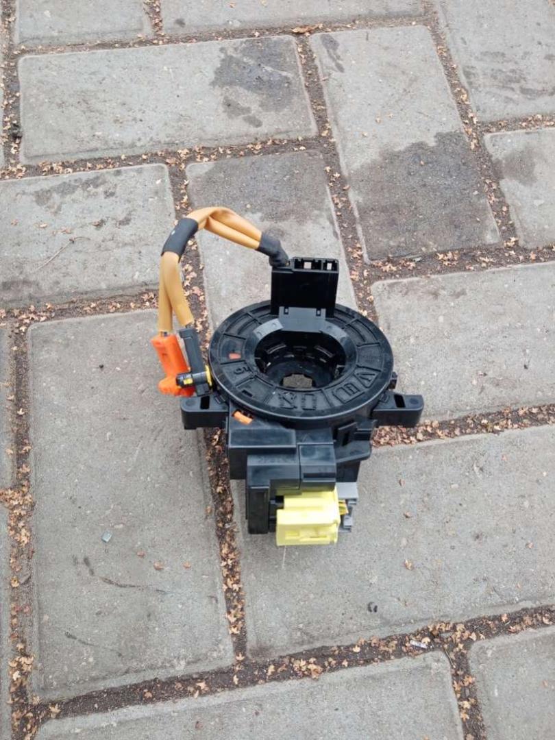 шлейф руля Lexus IS 2 поколение (XE20) 2007, 2.2 л., дизель, МКПП, 42030, 75B494 - фото №1