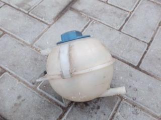 бачок расширительный Volkswagen Polo 4 поколение 2002, 1.2 л., бензин, МКПП