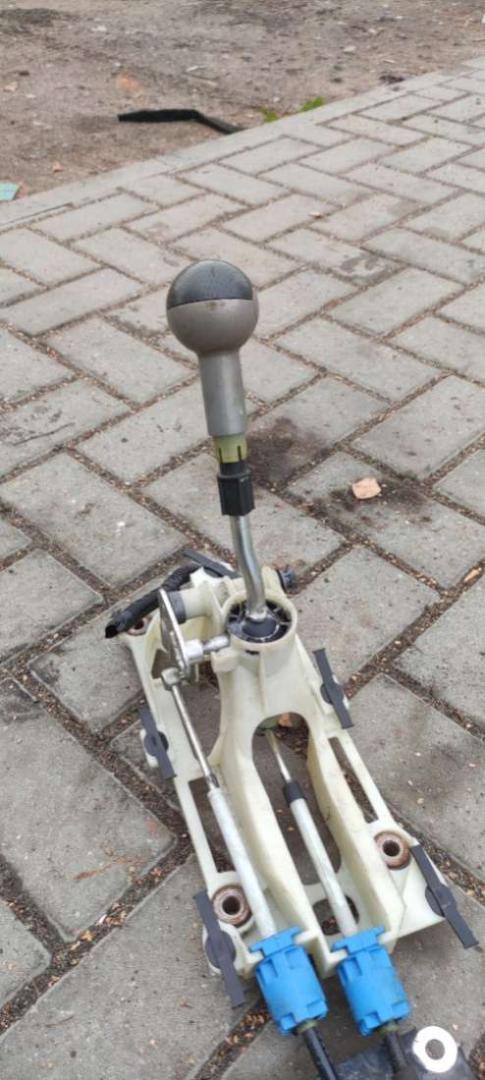 кулиса Smart Forfour 1 поколение 2005, 1.5 л., дизель, МКПП, MN178047, 8129100000 - фото №1