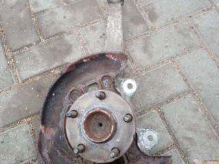 ступица передняя левая Lexus IS 2 поколение (XE20) 2007, 2.2 л., дизель, МКПП, N62L, W0578