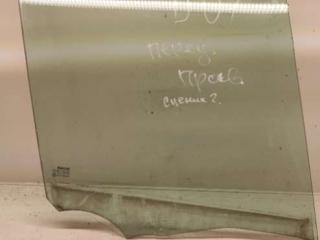 стекло двери передней правой Renault Scenic 2 поколение 2005, 1.9 л., дизель