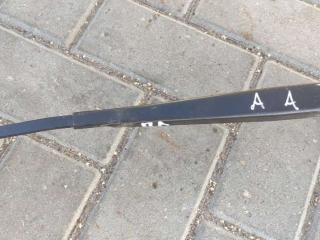 щеткодержатель (поводок стеклоочистителя, дворник) SEAT Alhambra 1 поколение 2000, 7M3955409B