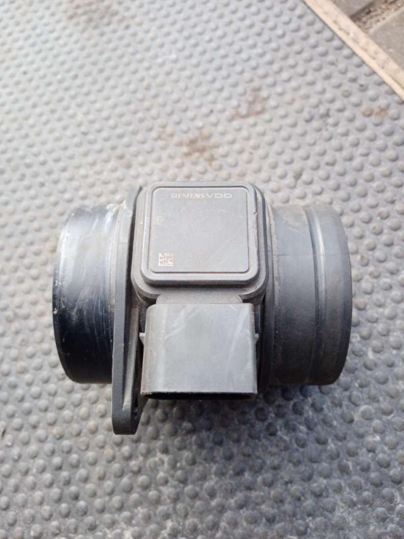 расходомер воздуха Smart Forfour 1 поколение 2005, 1.5 л., дизель, МКПП, A0000942948, 5WK97003, 1525A001 - фото №1