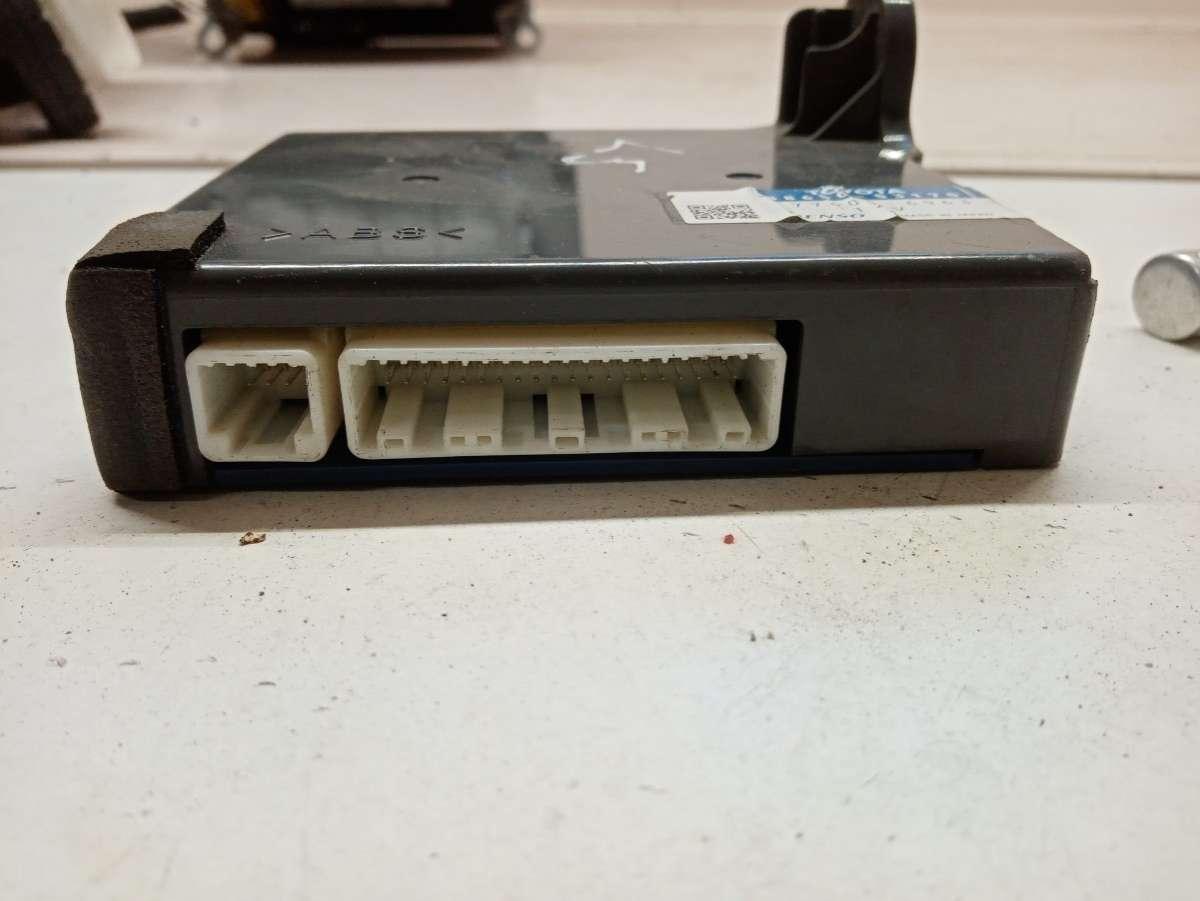 блок управления печки / климат-контроля Lexus IS 2 поколение (XE20) 2007, 2.2 л., дизель, МКПП, 8865053170, 1776006963 - фото №1