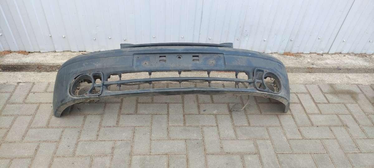 бампер передний Renault Kangoo 1 поколение 2000, 1.9 л., бензин, МКПП - фото №1